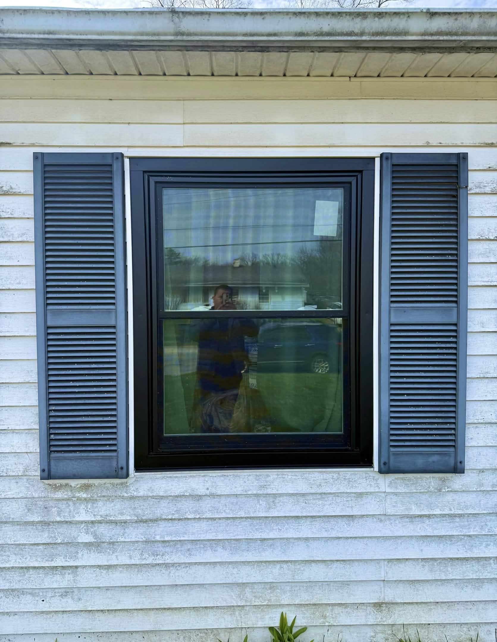 Craftline Exterior Work - Modern Black Window Frame
